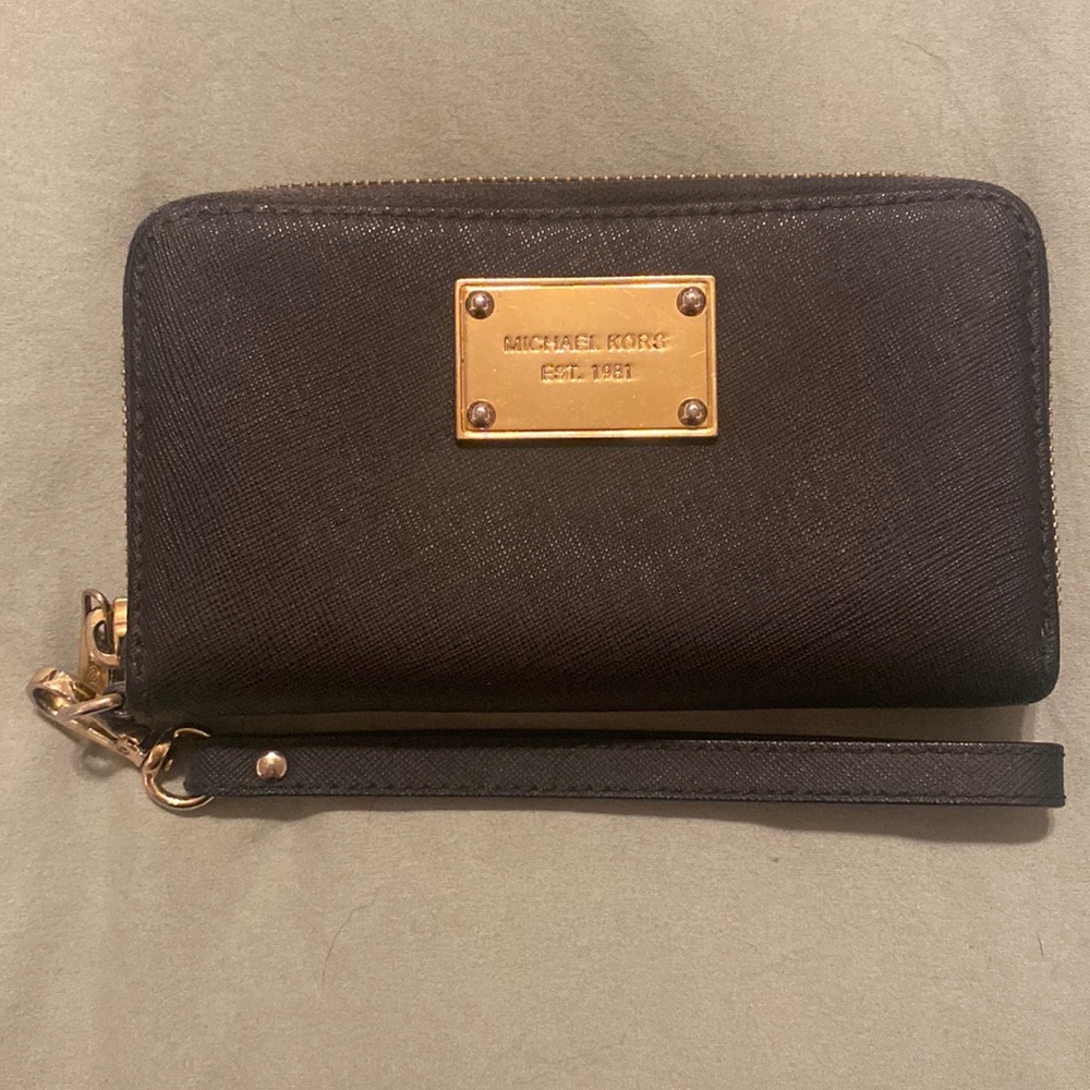 Black Michael Kors Wristlet